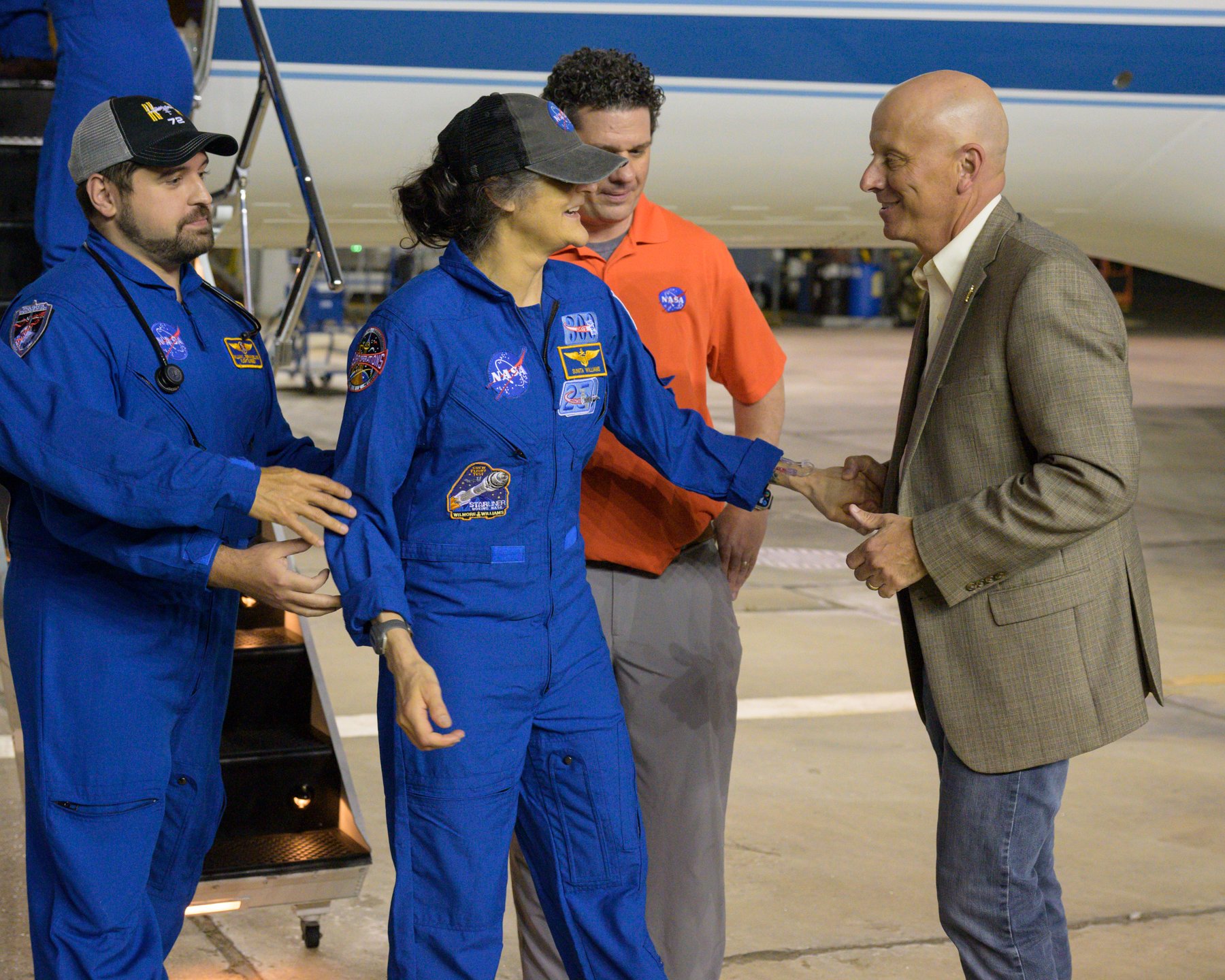 GmYcnz5WEAAXf9z Sunita Williams Returns: 9 महीने की अंतरिक्ष यात्रा के बाद शानदार पृथ्वी पर लैंडिंग